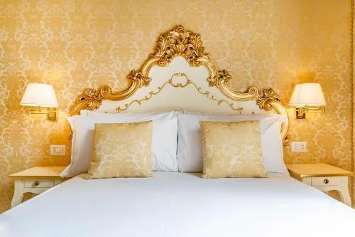 Rialto Charm Boutique photo 5