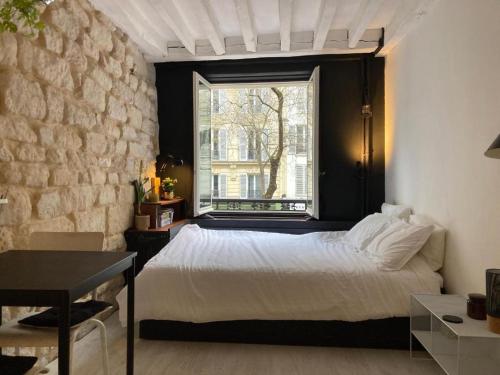 charming studio in center of Paris