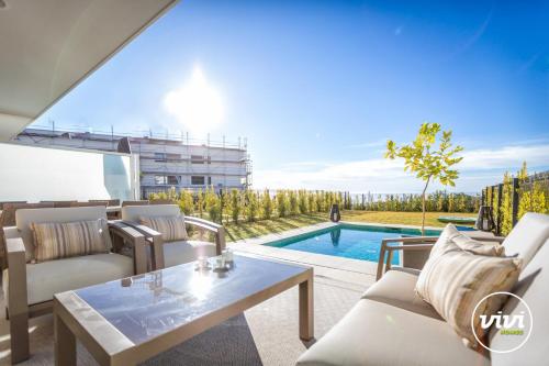 ViVi Homes - Casa Sol Estepona - Private pool - Garden - Sea View
