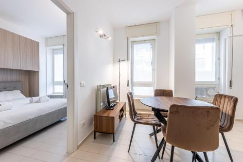 Bright Apartments near Metro Tolstoj - Easy City Centre and Linate Access