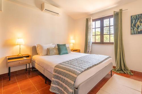 Charming 4Bdr Villa near Aquashow by Lovelystay