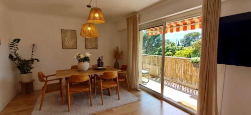 Bright apartment with a view in Saint-Raphaël