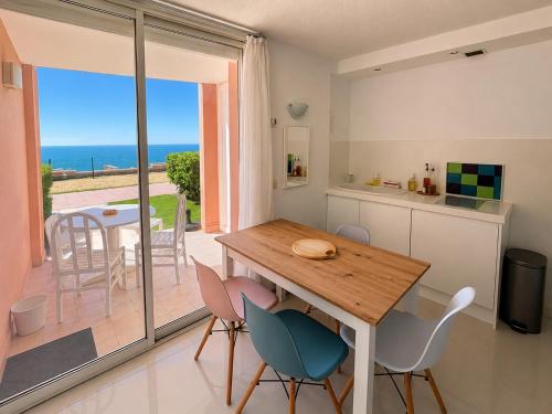 "472" Superbe studio Terrasse vue mer, WiFi, Parking