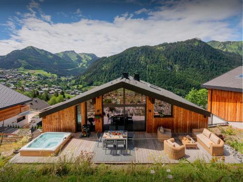 Chalet Alterra - OVO Network
