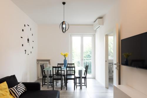 Premium 3 Rooms apartment in Navigli, Darsena