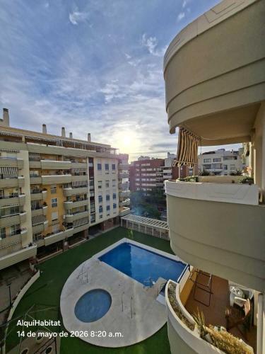 10-Minute Walk to Beach | Pool & Parking