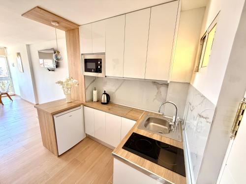 Cozy apartment near the sea