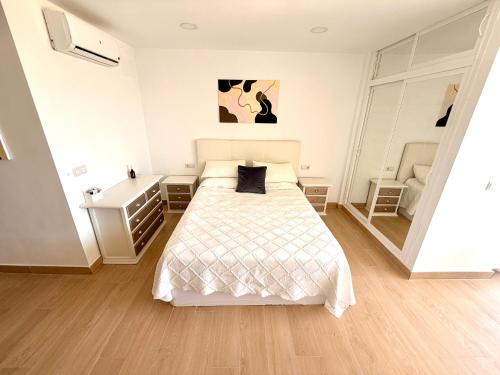 Cozy apartment near the sea