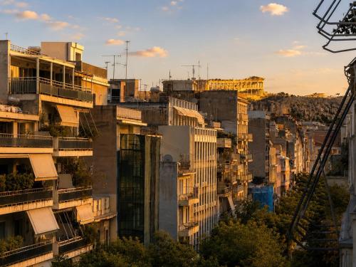 Athens Acropolis View Balcony 2 Min to Metro