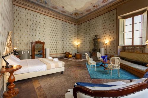 Renaissance Imperial Suite