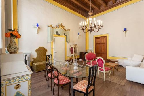 Renaissance Imperial Suite