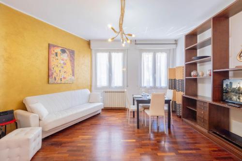 Sempione Yellow terrazzo CityLife Milano