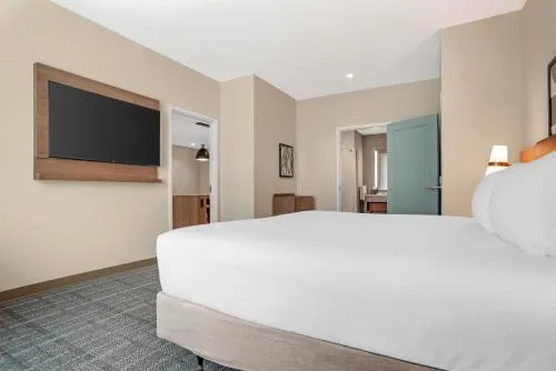 Drury Inn & Suites Destin Miramar Beach photo 25