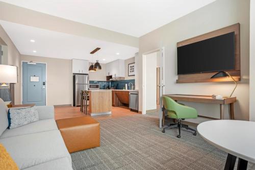 Drury Inn & Suites Destin Miramar Beach photo 49