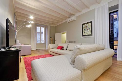 Farnese Charme