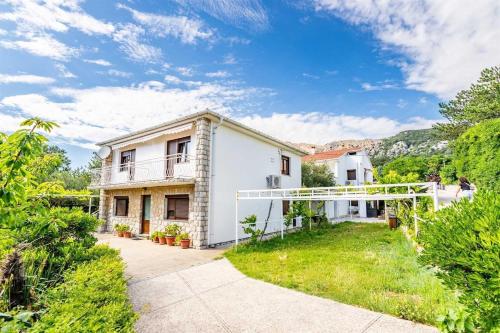 Apartment Adora A8 Baška