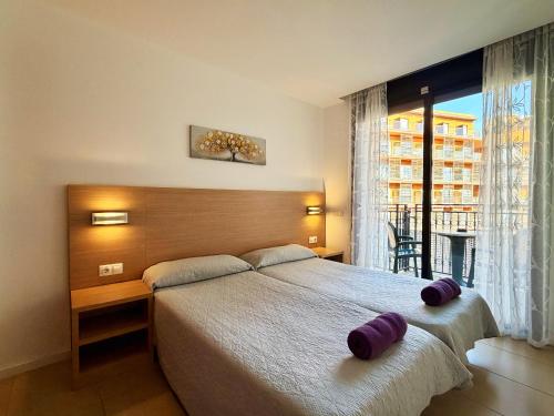 Tokyo Suite - Modern Apartment with Parking & Swimming Pool