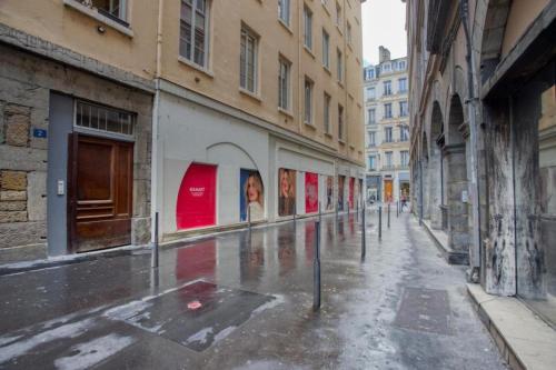 Superbe, rénové, hyper centre