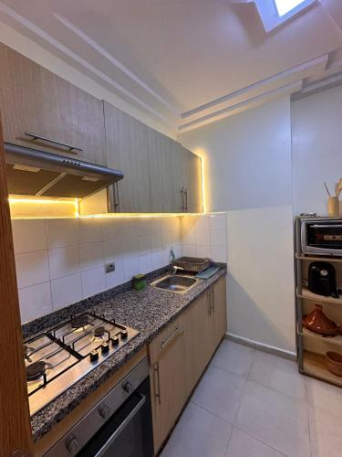 Cuina o zona de cuina de thetarga