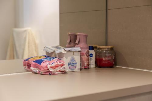 Wembley 2BR Spacious Modern Skyline View Sleeps 8 photo 53