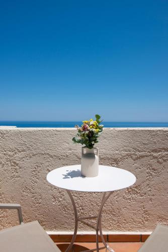 Kalimera Village