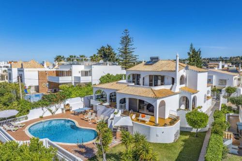 Villa Zea by Villa Plus