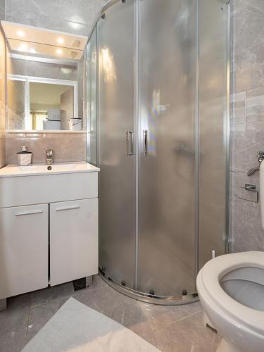 Apartments with swimming pool Crikvenica - 12116