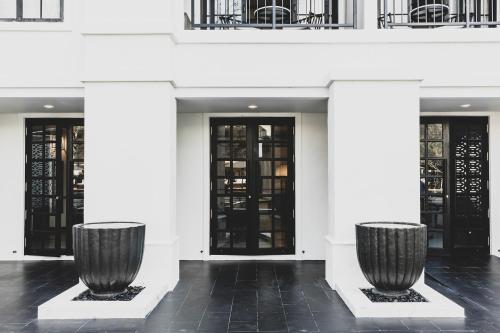 MORA Boutique Hotel — Property building