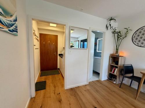 Studio Serenity, 4 min walk to center!