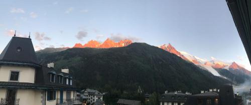 Modern Flat In The Heart Of Chamonix photo 18