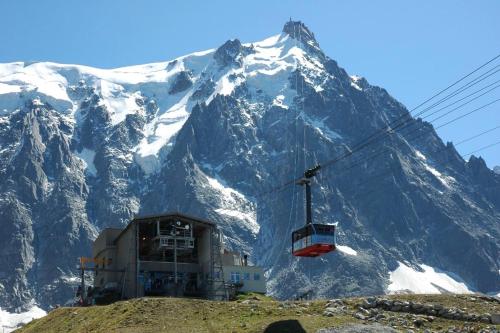 Modern Flat In The Heart Of Chamonix photo 21