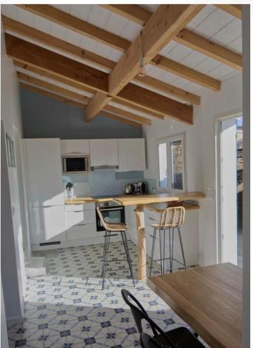 Leora - Villa climatisée, parking, 6 personnes