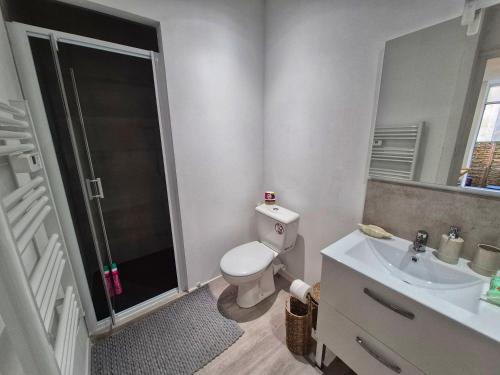 Appartement - Centre ville - Terrasse - Ménage, draps, serviettes inclus -