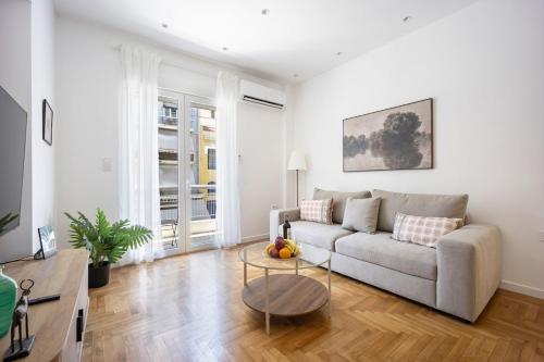 Urban Elegance 2 bedroom near the heart of Athens