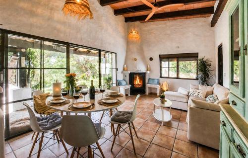 Amazing Home In Tarifa With Wifi