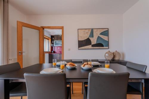Lima & Luzia View - Modern Apartment