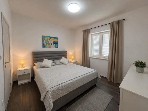 Apartmani Leona Rogoznica