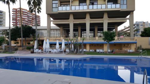Dúplex en Puerto Marina - Torremar