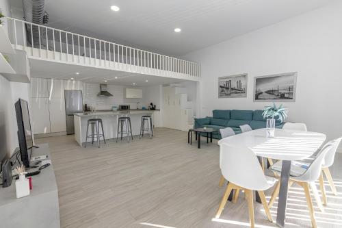 Dúplex en Puerto Marina - Torremar