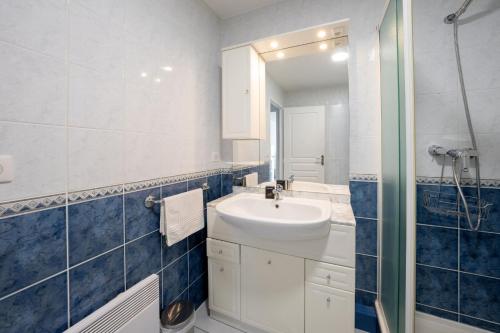 #47 Staywizus - Californie 1 BDR AC Garage Sea view terrace 1 min to beach