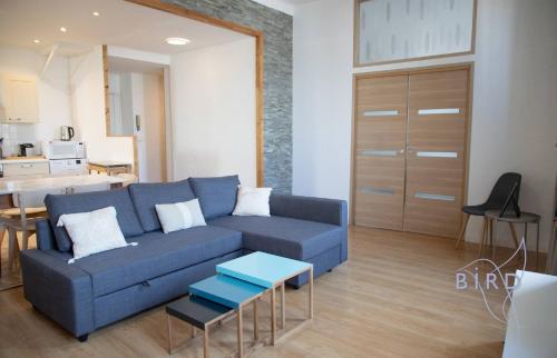 Beautiful apartment Place Nationale in Antibes old town