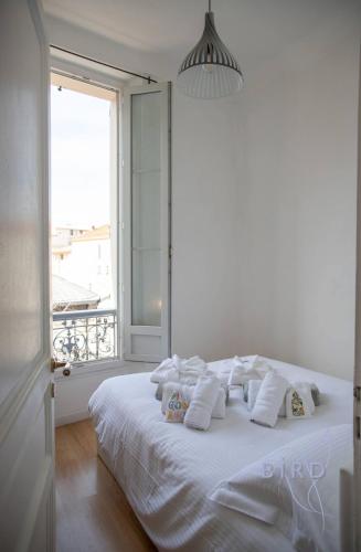 Beautiful apartment Place Nationale in Antibes old town photo 12
