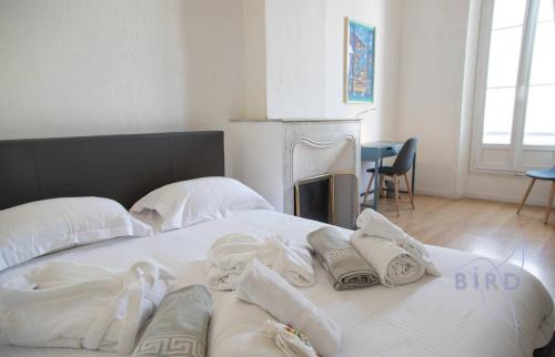 Beautiful apartment Place Nationale in Antibes old town photo 18