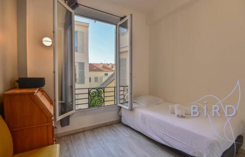 Bright apartment in the Heart of Nice