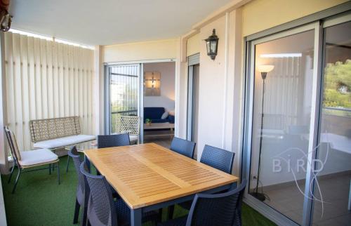 Vue Mer et Esterel Cannes just next to the beach photo 16