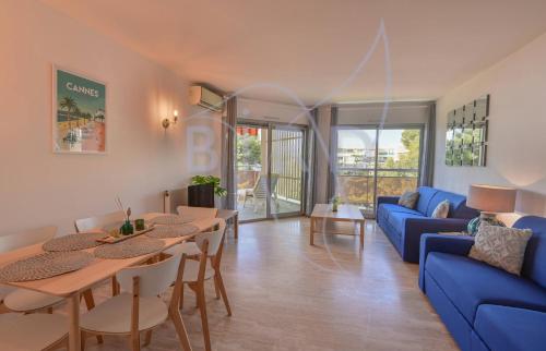 Vue Mer et Esterel Cannes just next to the beach photo 28