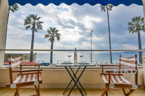 Large studio on the seafront photo 21