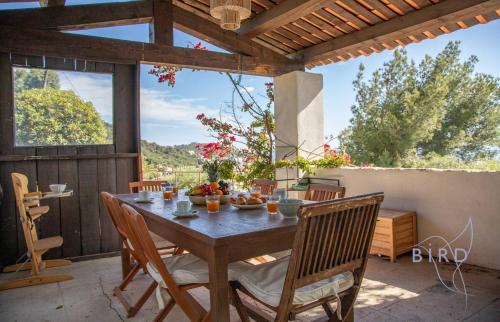 Villa Bonnard in Nice Sea and city View & Pool