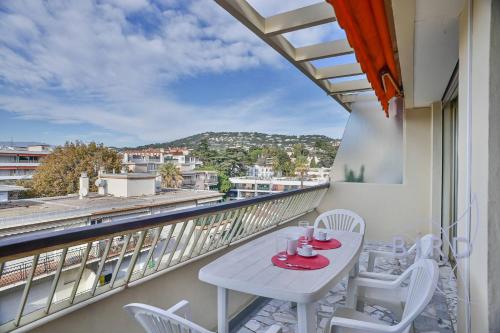 Nice apartment close to the Croisette