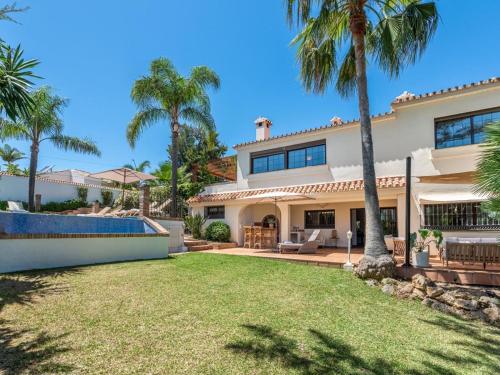 Villa Amapolas 222